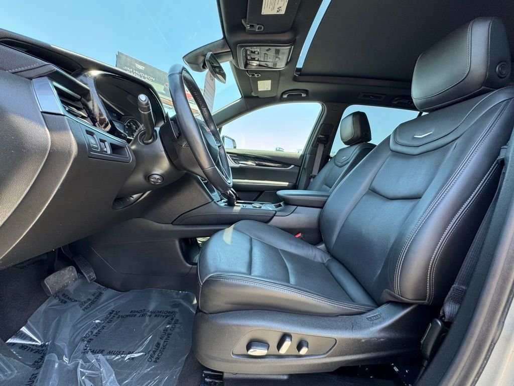 Used 2024 Silver Cadillac Premium Luxury image 26