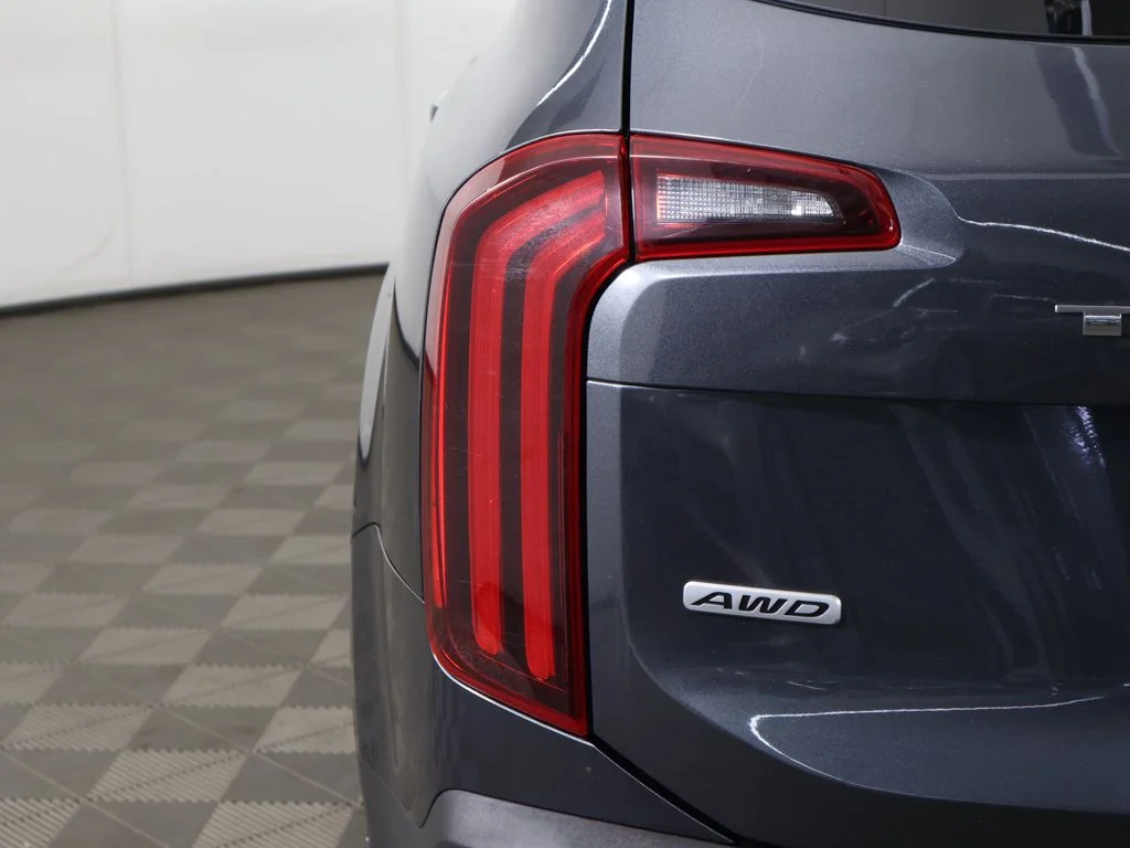 Used 2020 Gray Kia SX image 20