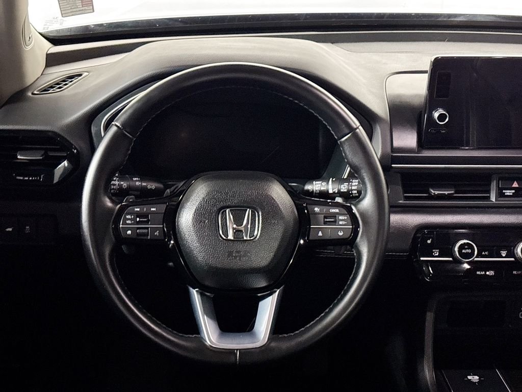Used 2024 Crystal Black Pearl Honda Touring image 13