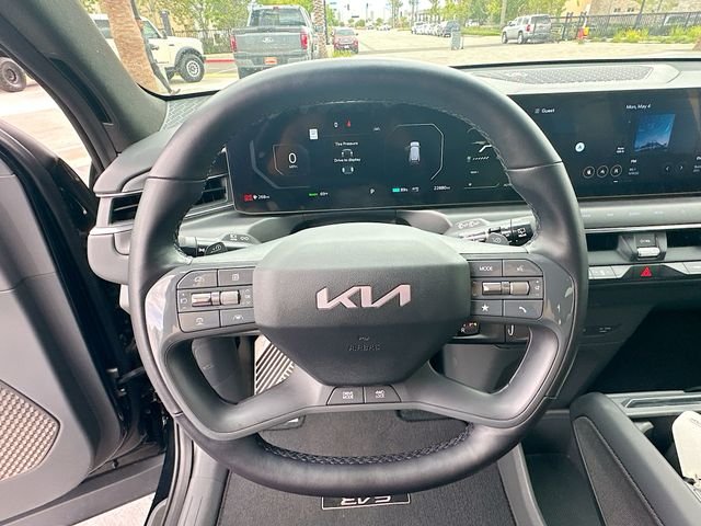 Certified Used 2024 Aurora Black Pearl Kia GT-Line image 11