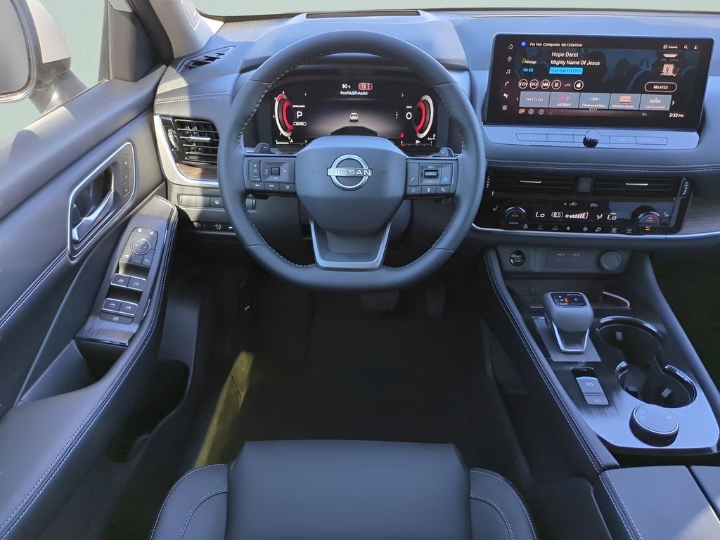 New 2026 White Nissan Platinum image 16