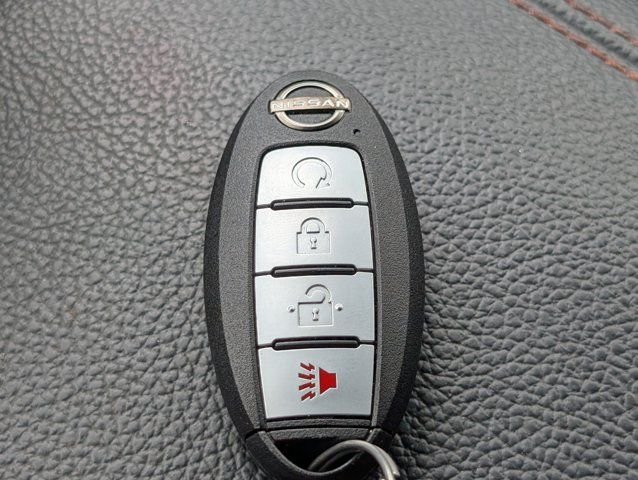Used 2024  Nissan PRO-4X image 31