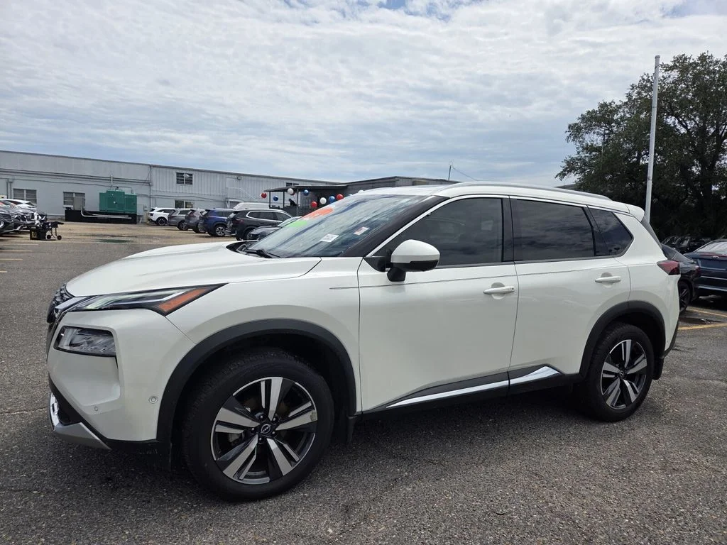 2023 Nissan Rogue Platinum
