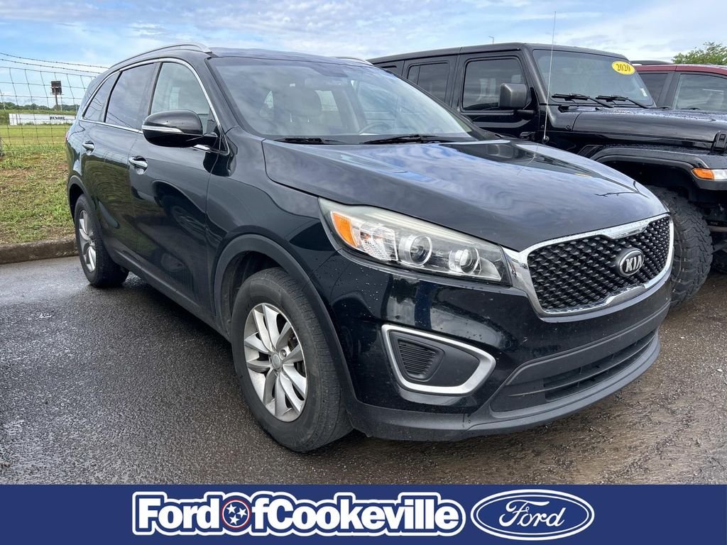 2017 Kia Sorento LX AT's photo