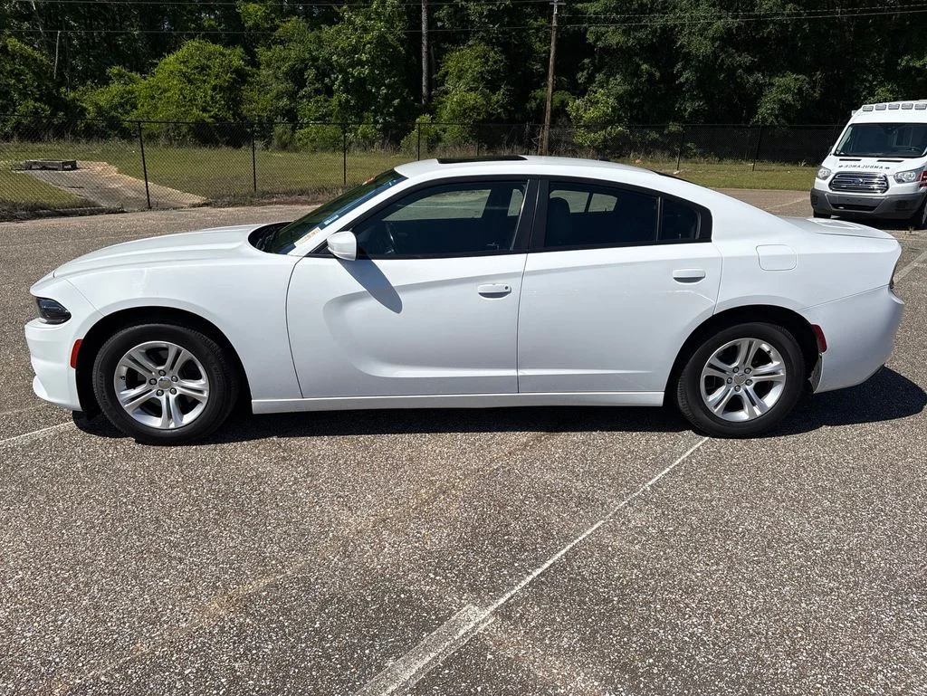 2020 Dodge Charger SXT's photo