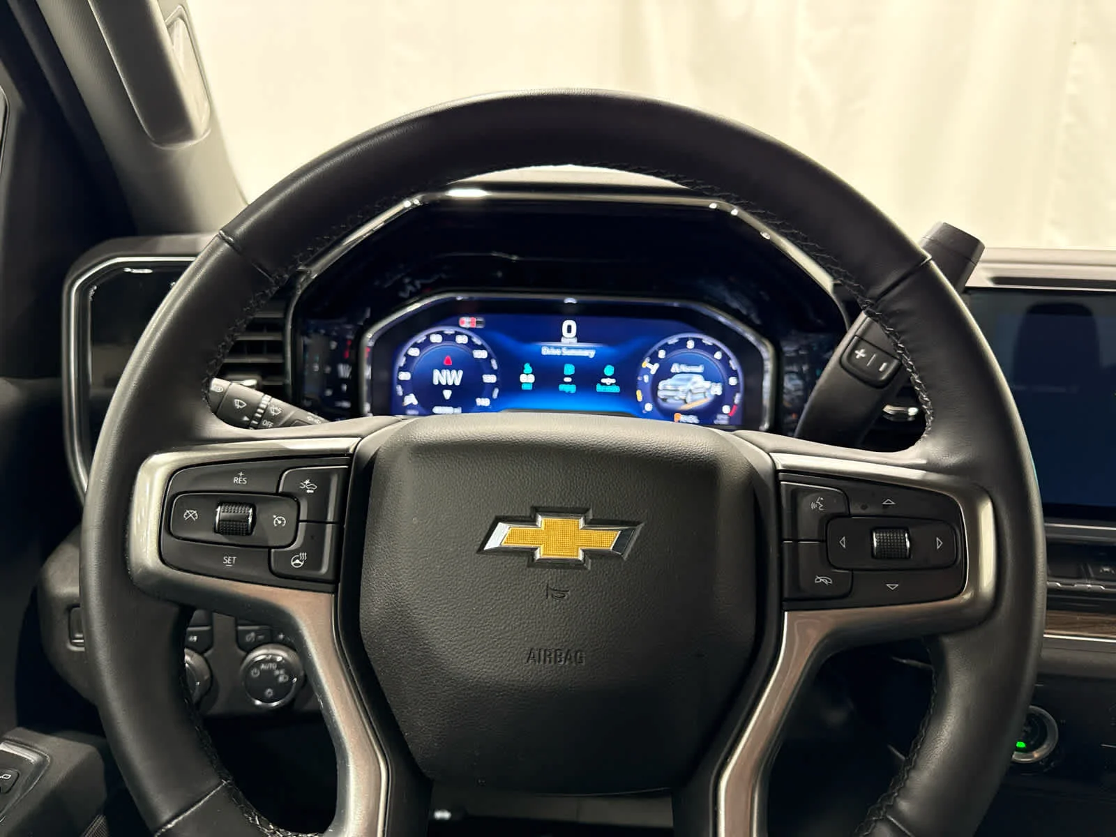 Used 2024 Sterling Gray Metallic Chevrolet LT image 23