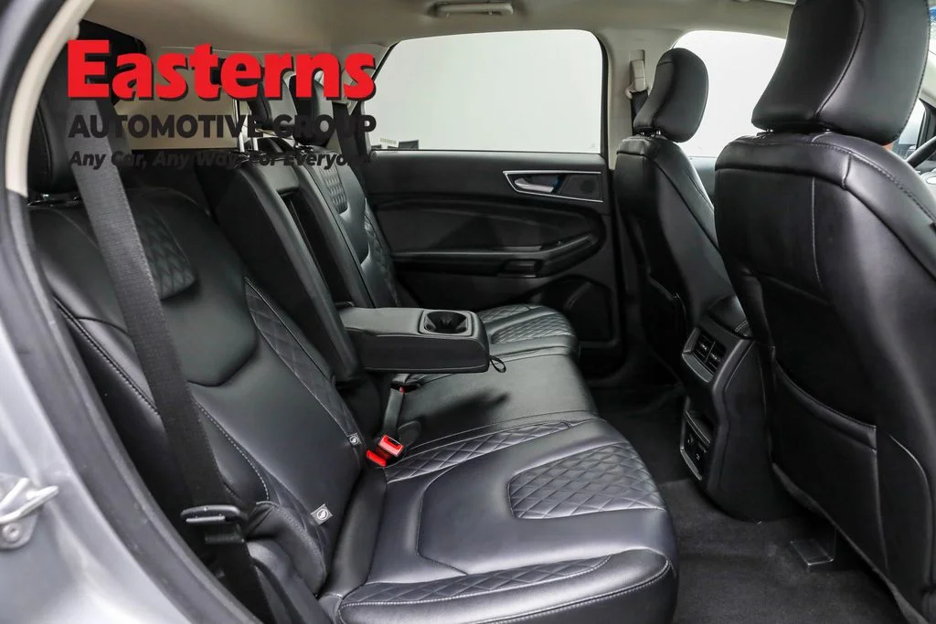 Used 2024 Silver Ford Titanium image 23