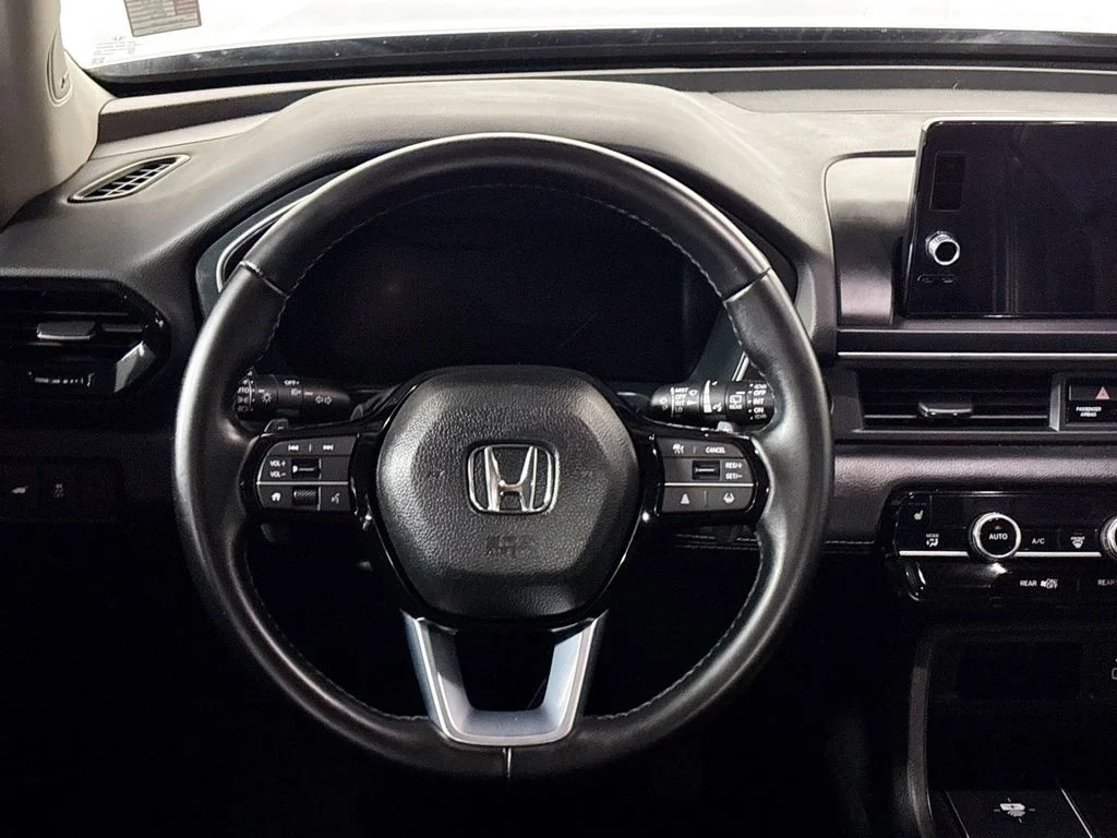 Used 2024 Black Honda Touring image 13