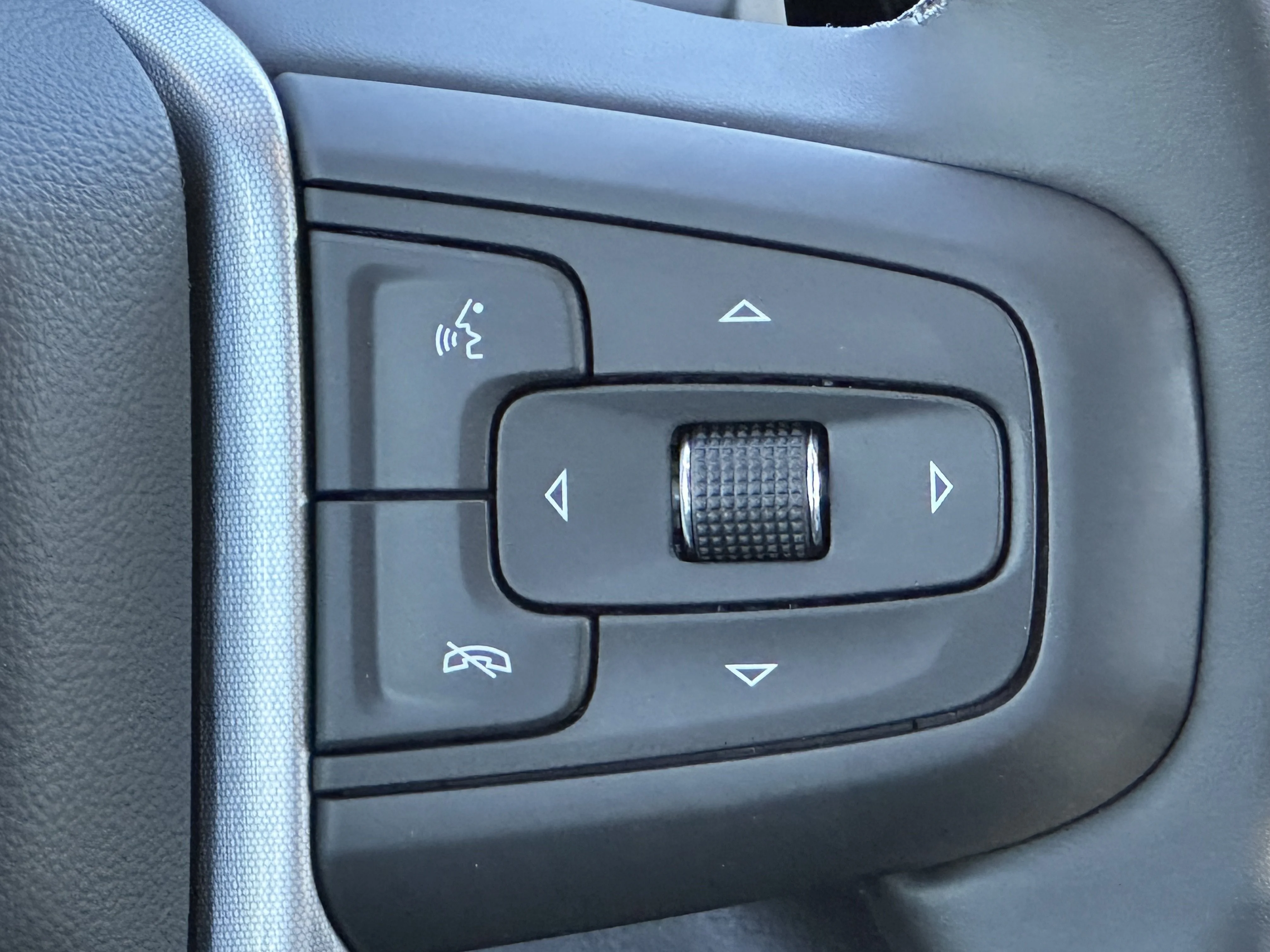 New 2026 Summit White GMC Elevation image 14