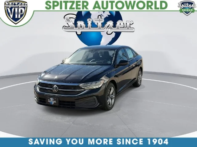 Certified Used 2024  Volkswagen 1.5T SE image 6
