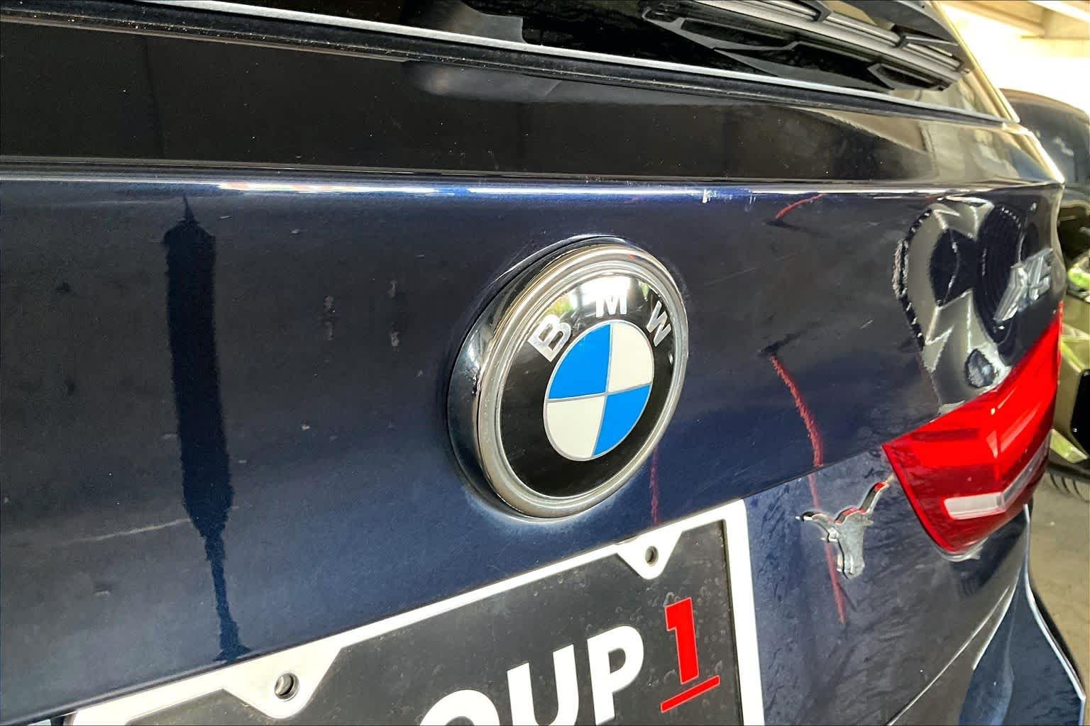 Used 2015 Imperial Blue Metallic BMW sDrive35i image 30