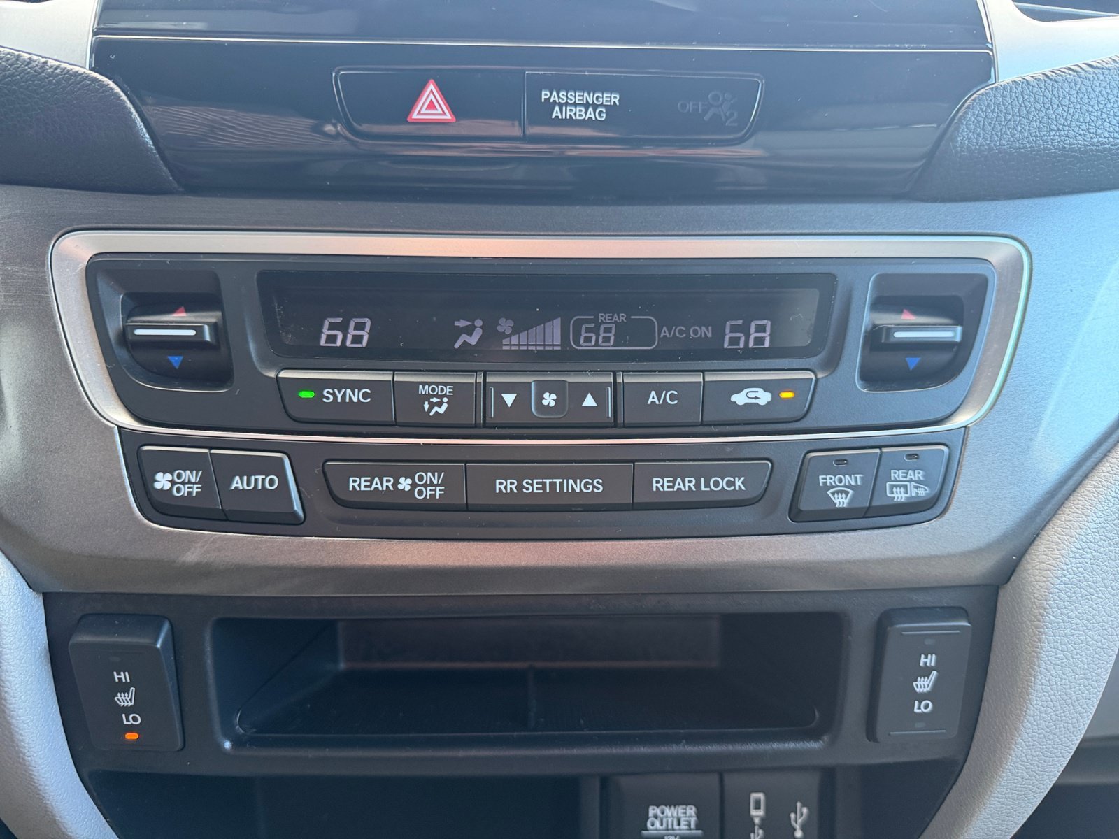 Certified Used 2018 Silver Honda EX-L image 22