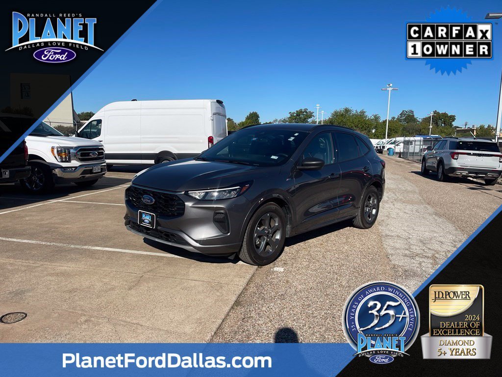 Used 2023 Gray Metallic Ford ST-Line image 1