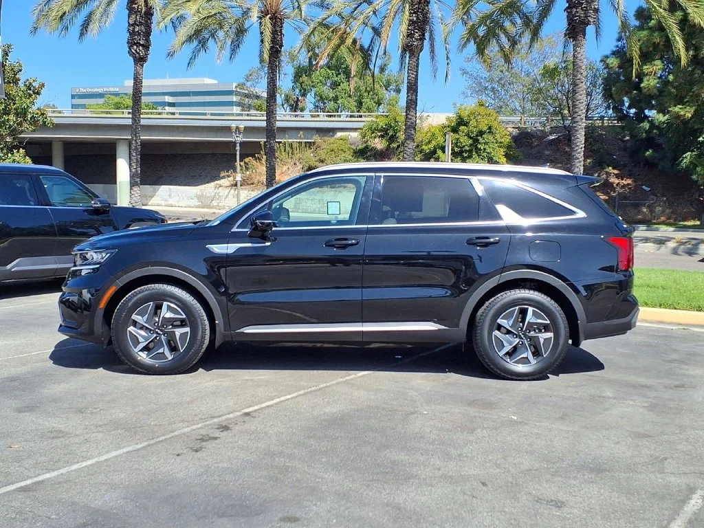Certified Used 2023 Black Kia EX image 3