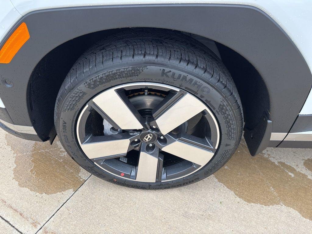 New 2026 White Hyundai Limited AWD image 13
