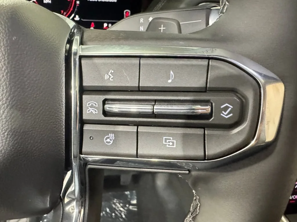 New 2026 Glacier White Tricoat GMC Denali image 20