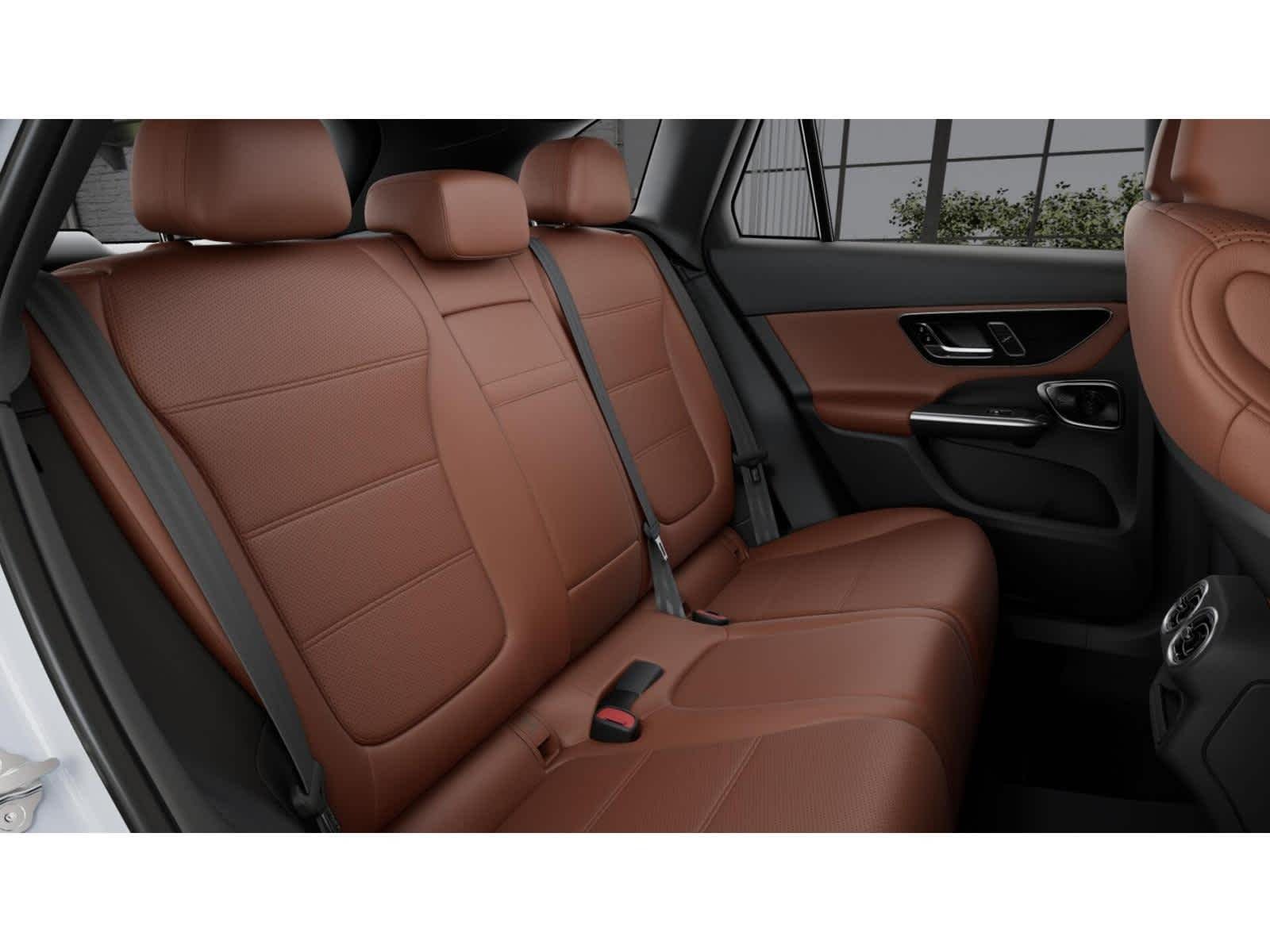 New 2026 Polar White Mercedes-Benz GLC 300 image 4
