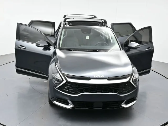 Used 2025 Gravity Gray Kia SX image 45