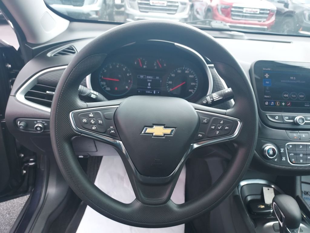 Used 2023 Gray Chevrolet LT image 20