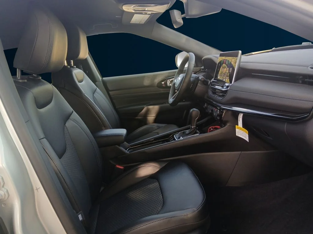 New 2026 Silver Jeep Latitude image 17
