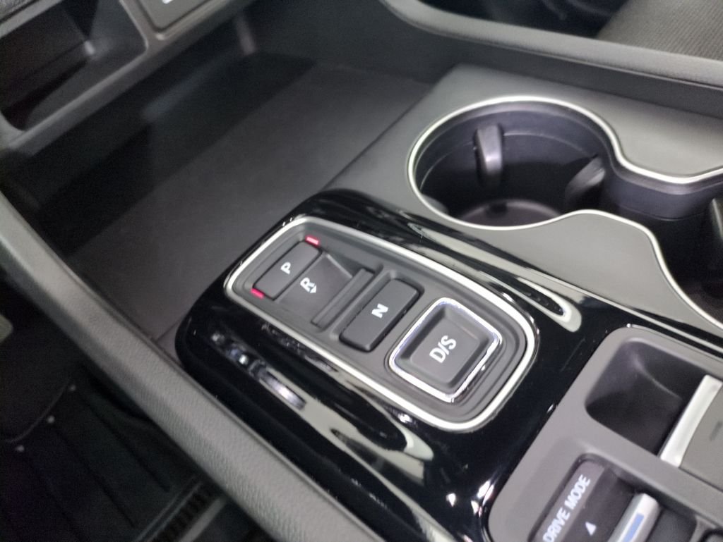 2025 Honda Pilot Sport - Photo 26
