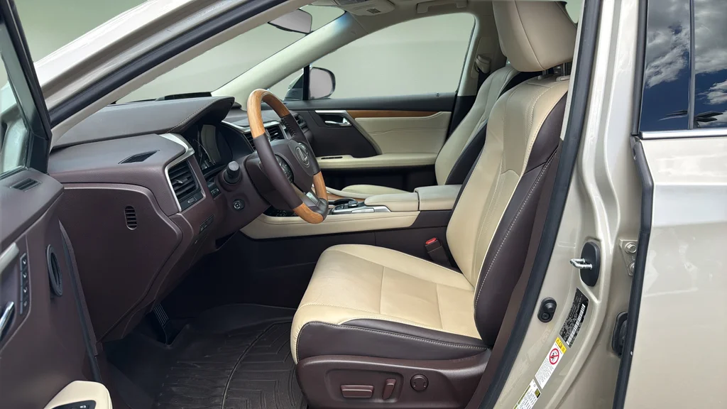 Used 2018 Beige Lexus 350 image 11