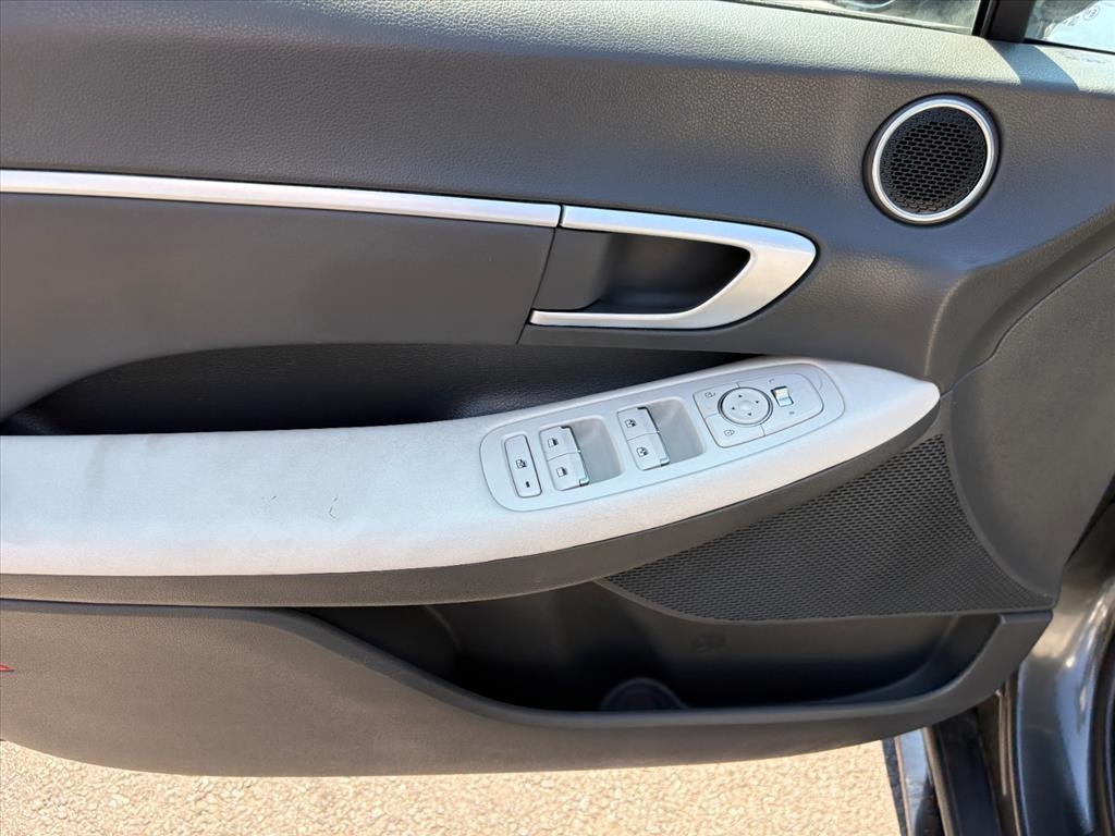 Certified Used 2025 Portofino Gray Metallic Hyundai SEL image 21
