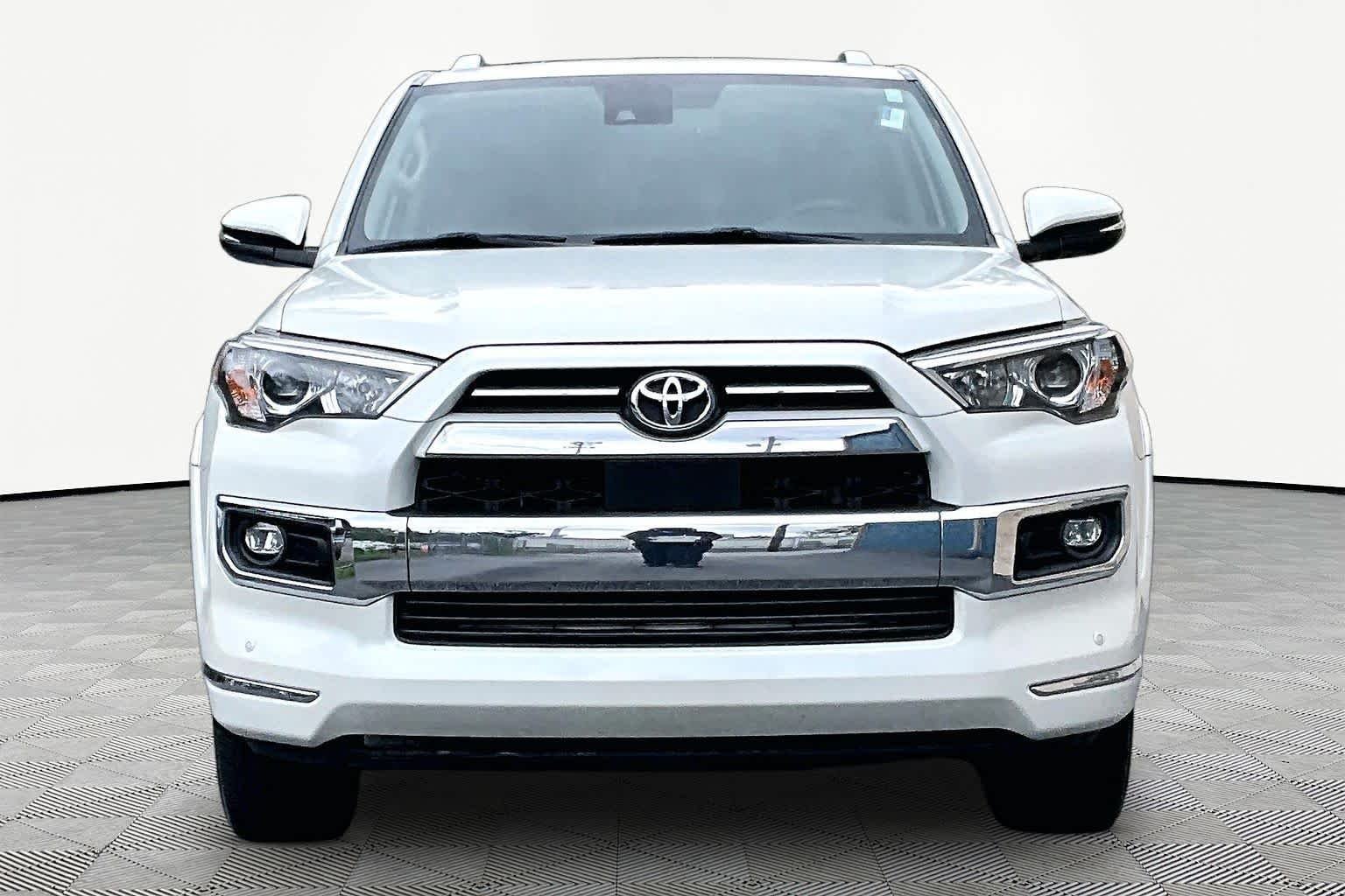 Used 2021 Blizzard Pearl Toyota Limited image 4