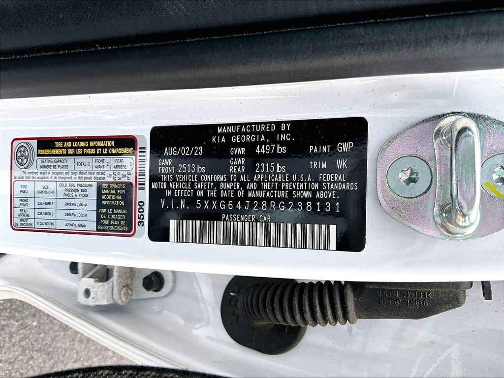 Used 2024 White Kia GT-Line image 9
