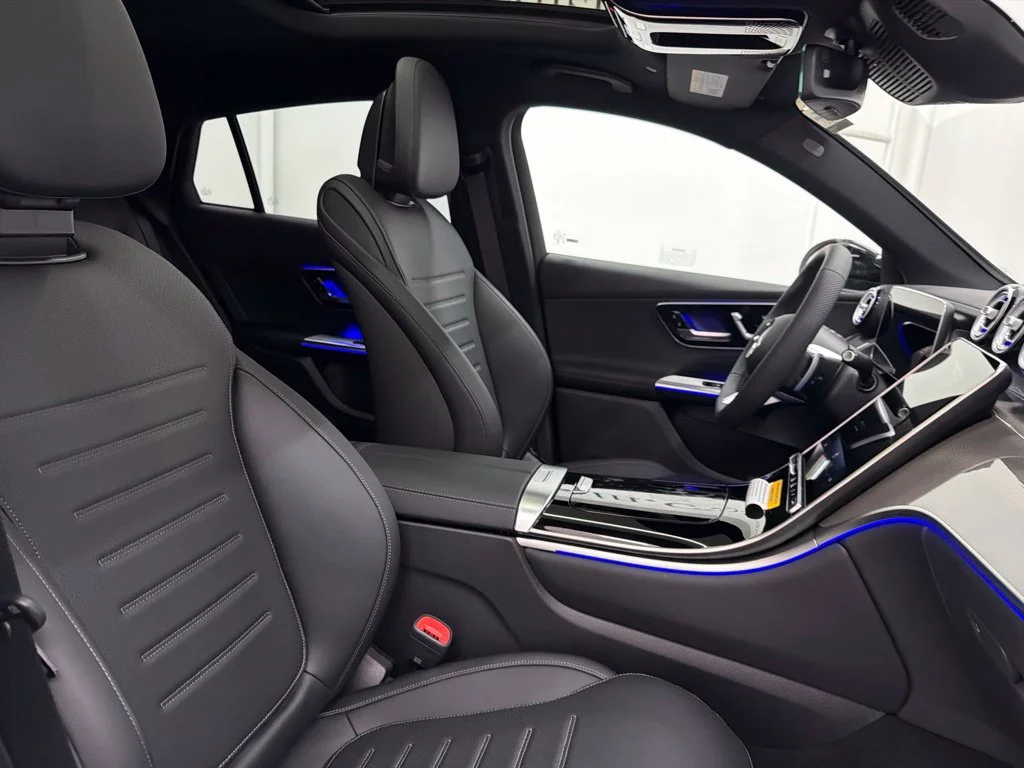 New 2027 White Mercedes-Benz GLC 300 Coupe image 30