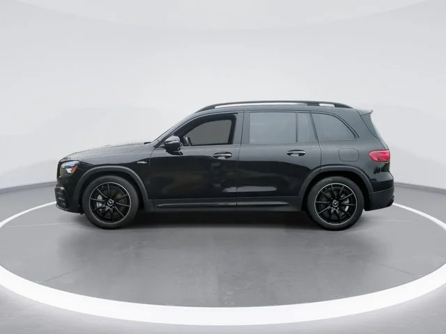 Used 2025  Mercedes-Benz GLB 35 AMG® image 5
