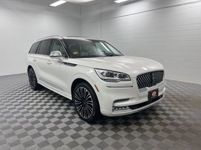 2022 Lincoln Aviator Black Label AWD's photo