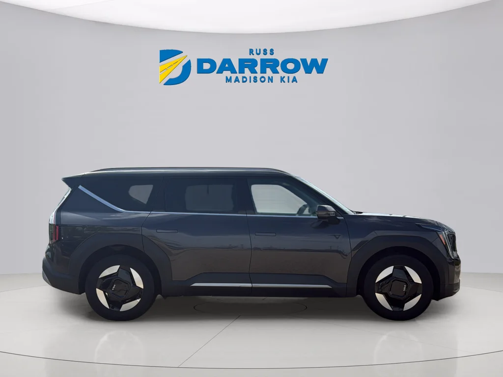 Certified Used 2024 Panthera Metal Kia Wind image 6