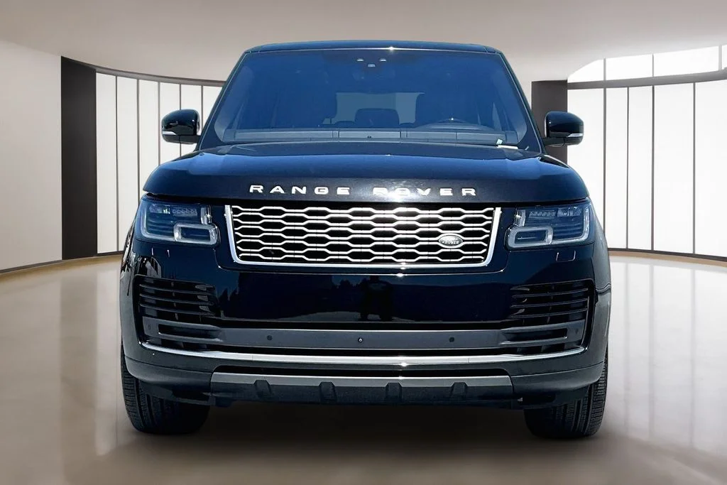 Used 2019 Black Land Rover 5.0L V8 Supercharged image 2