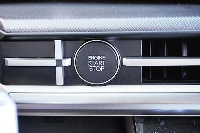 New 2026 Black Hyundai SEL image 34