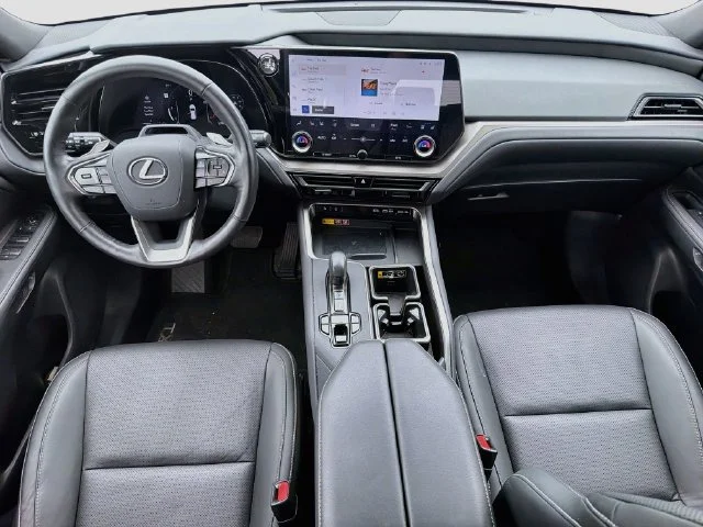 Certified Used 2026 Pearl Lexus TX 350 Premium image 18