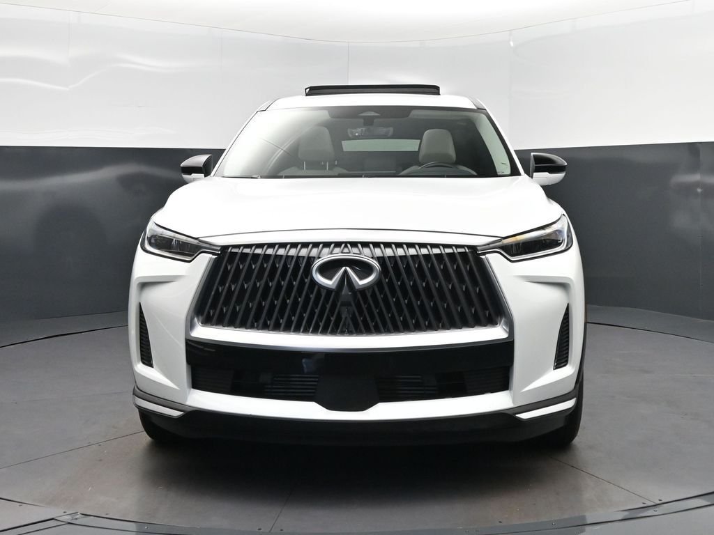 Certified Used 2026 White INFINITI PURE image 10