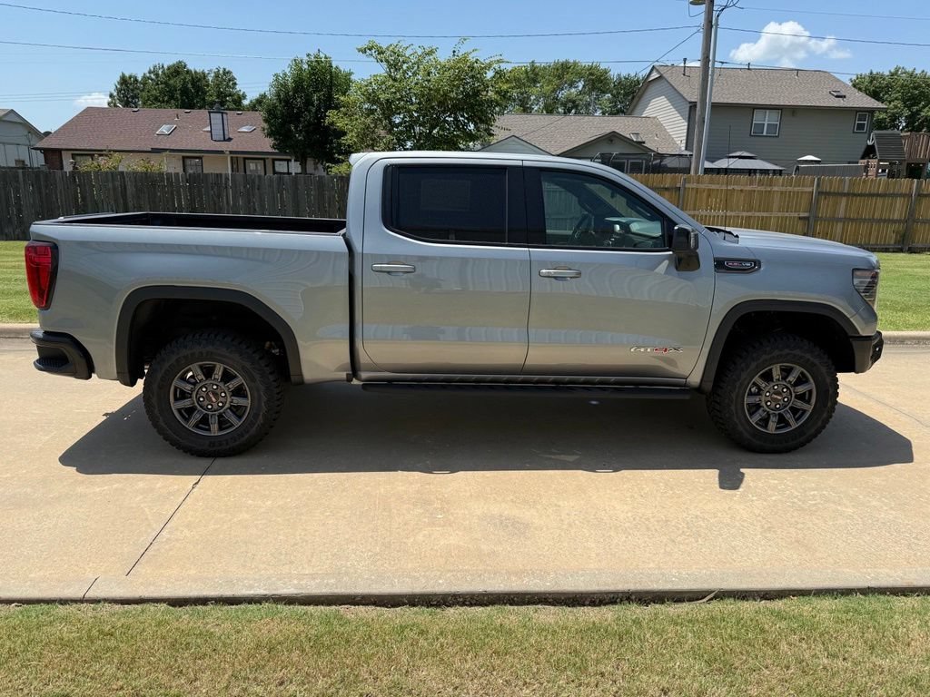 2026 GMC Sierra 1500 AT4X - Photo 6