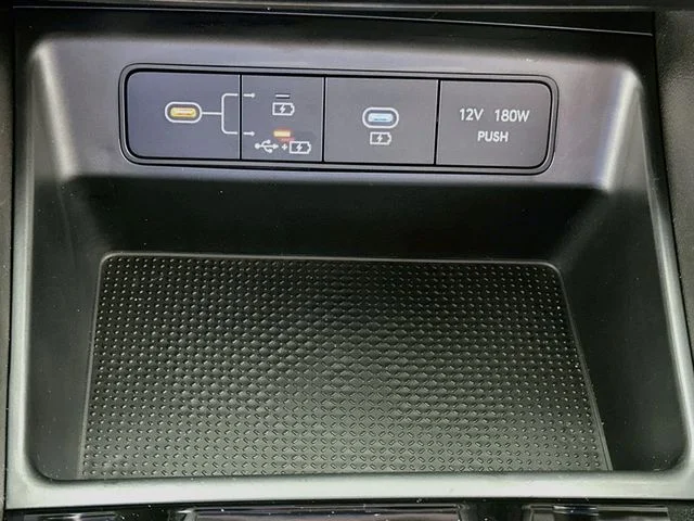 New 2026 Hyundai TUCSON SE