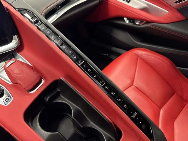 Used 2020 White Chevrolet Stingray image 36