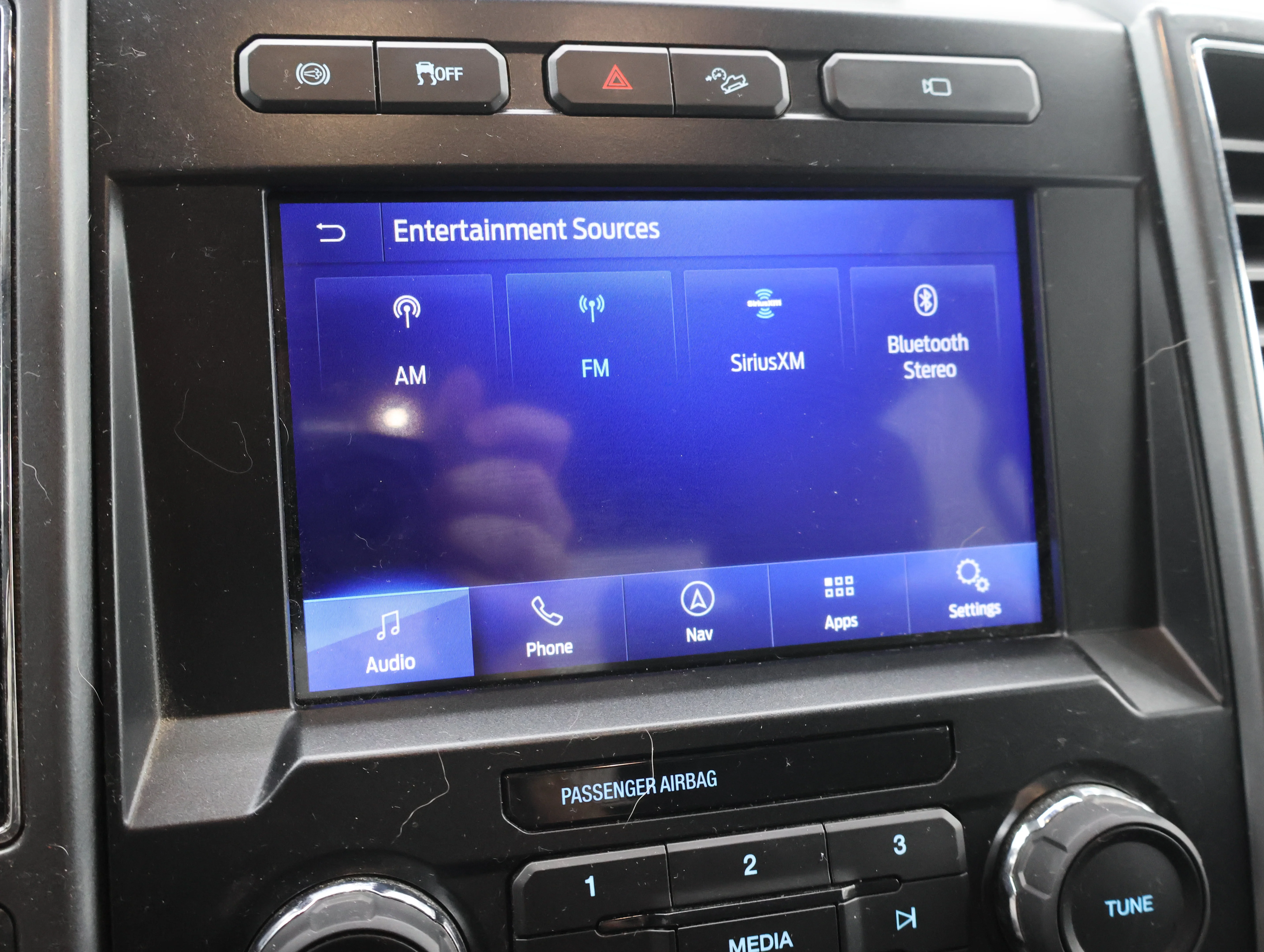 Used 2022 Oxford White Ford XLT image 50