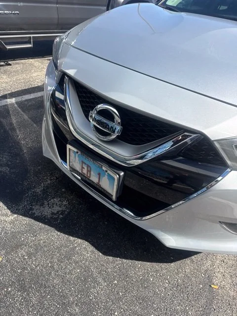 Used 2017 Silver Nissan 3.5 SV image 7