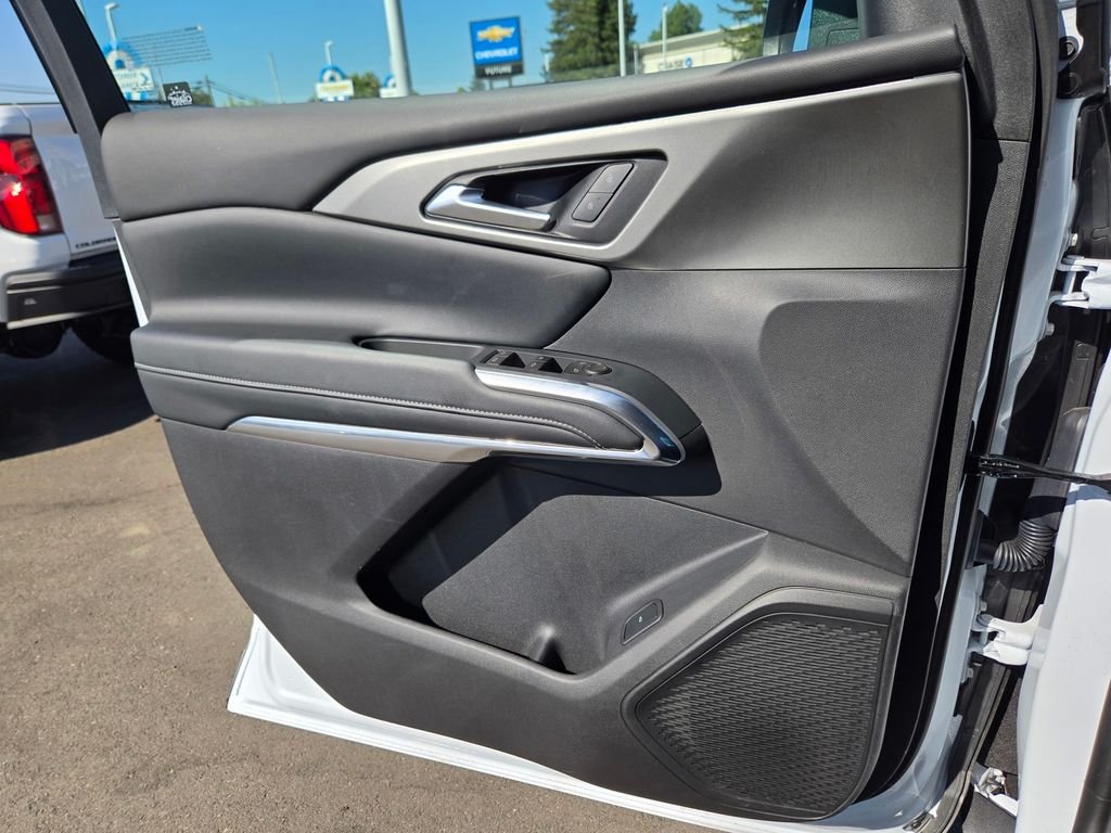 Used 2026 White Chevrolet LT image 13