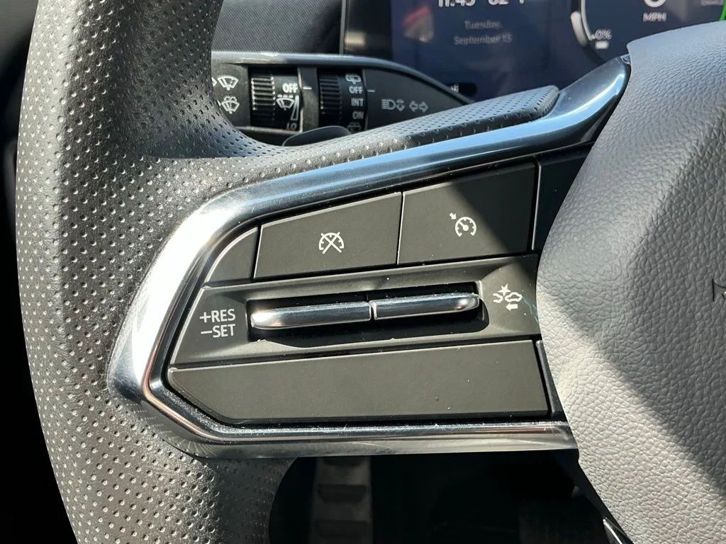 Used 2024  Honda EX image 38