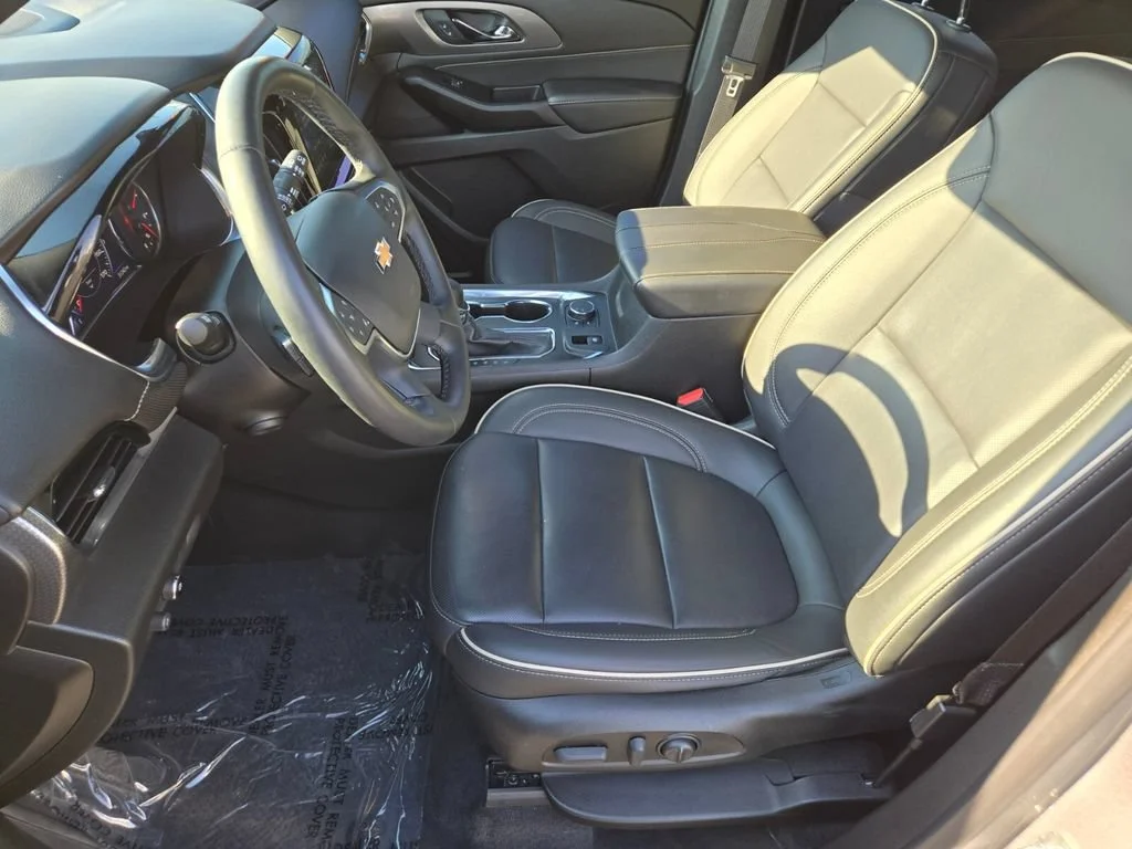 Used 2023 Sterling Gray Metallic Chevrolet Premier image 10