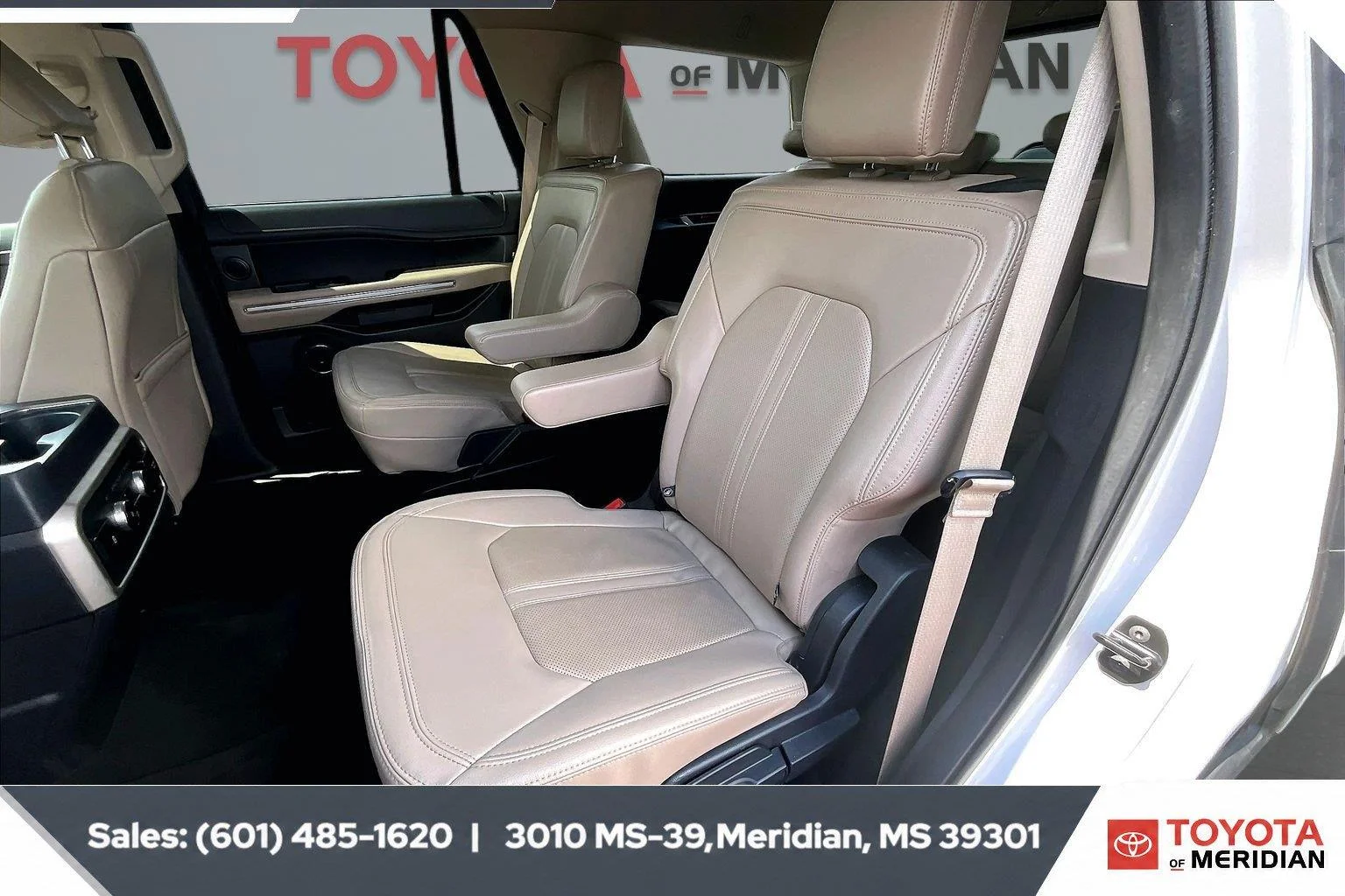 Used 2024 Oxford White Ford Limited image 19