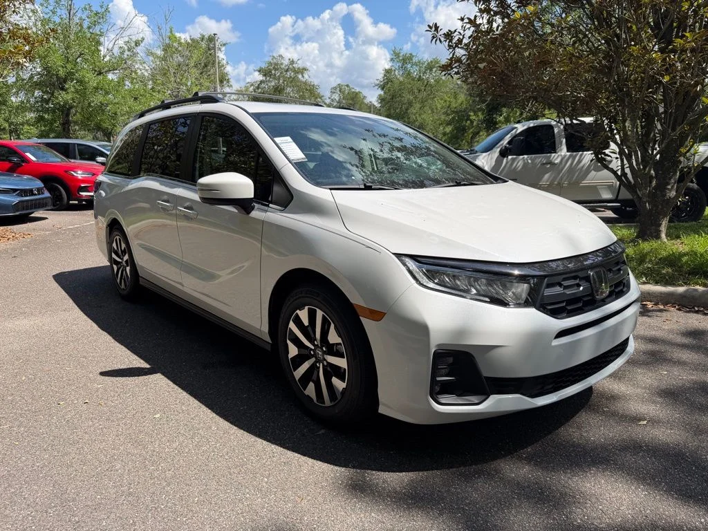 2026 Honda Odyssey EX-L's photo