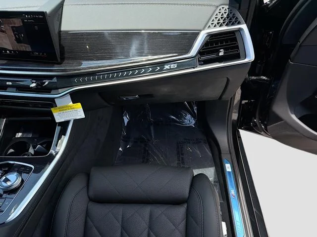 New 2026 Black Sapphire Metallic BMW xDrive40i image 17