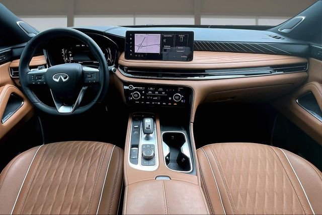 Used 2026 Black INFINITI Autograph image 16