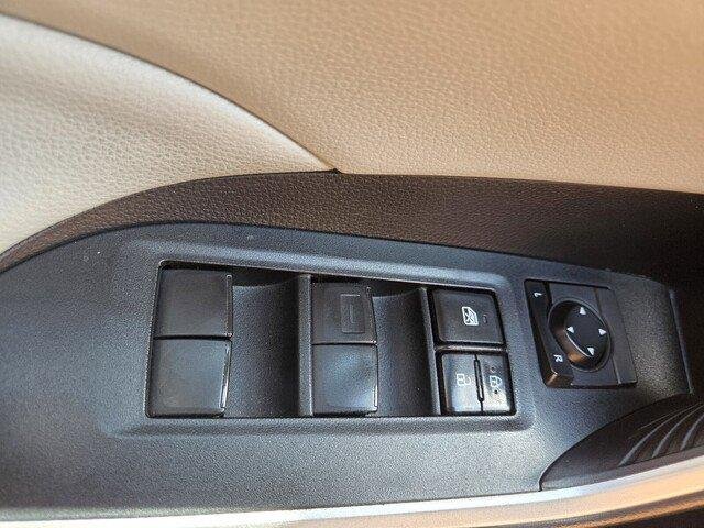 Used 2020 Lunar Rock Toyota XLE image 21
